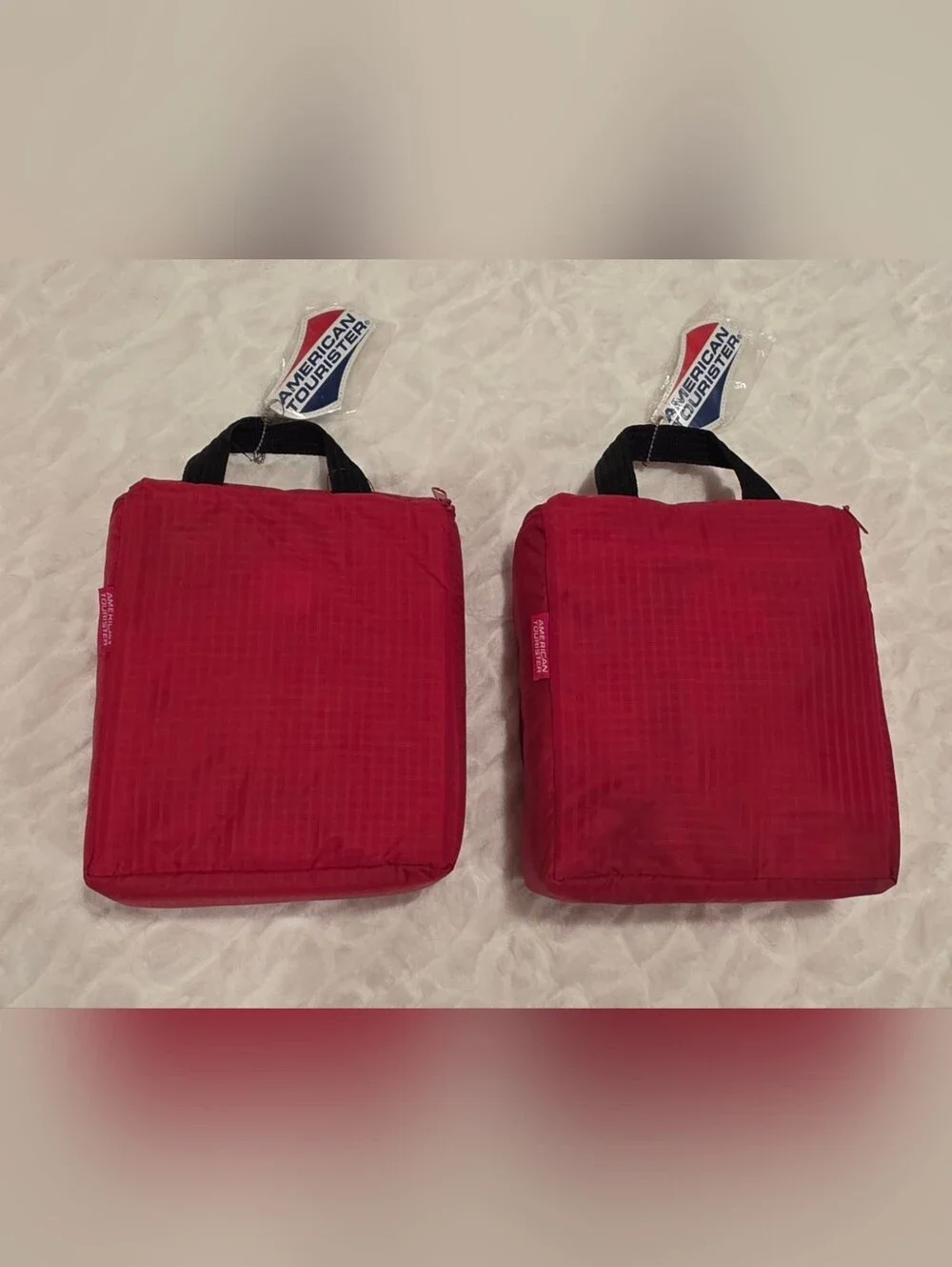 NWT Set of 2 Vintage Hanging American Tourister Toiletry Bags